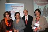 Key Note Speaker Rudolf Taschner mit den Organisatorinnen des abtd, Christine Hafner, Martina Grimus und Elo Resch-Pilcik (v.r. Key Note Speaker Rudolf Taschner mit den Organisatorinnen des abtd, Christine Hafner, Martina Grimus und Elo Resch-Pilcik (v.r.)