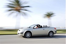 Registrieren und zwei Jahre lang von günstigen Agent-Raten profitieren. Foto: Sunny Cars