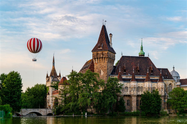 Foto: Visit Hungary / Burg Vajdahunyad 