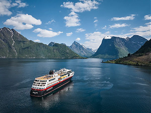 Foto: Hurtigruten / Kristian Dale 
