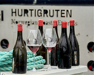 Foto: Hurtigruten / Max Emanuelson - Arktischer Barolo